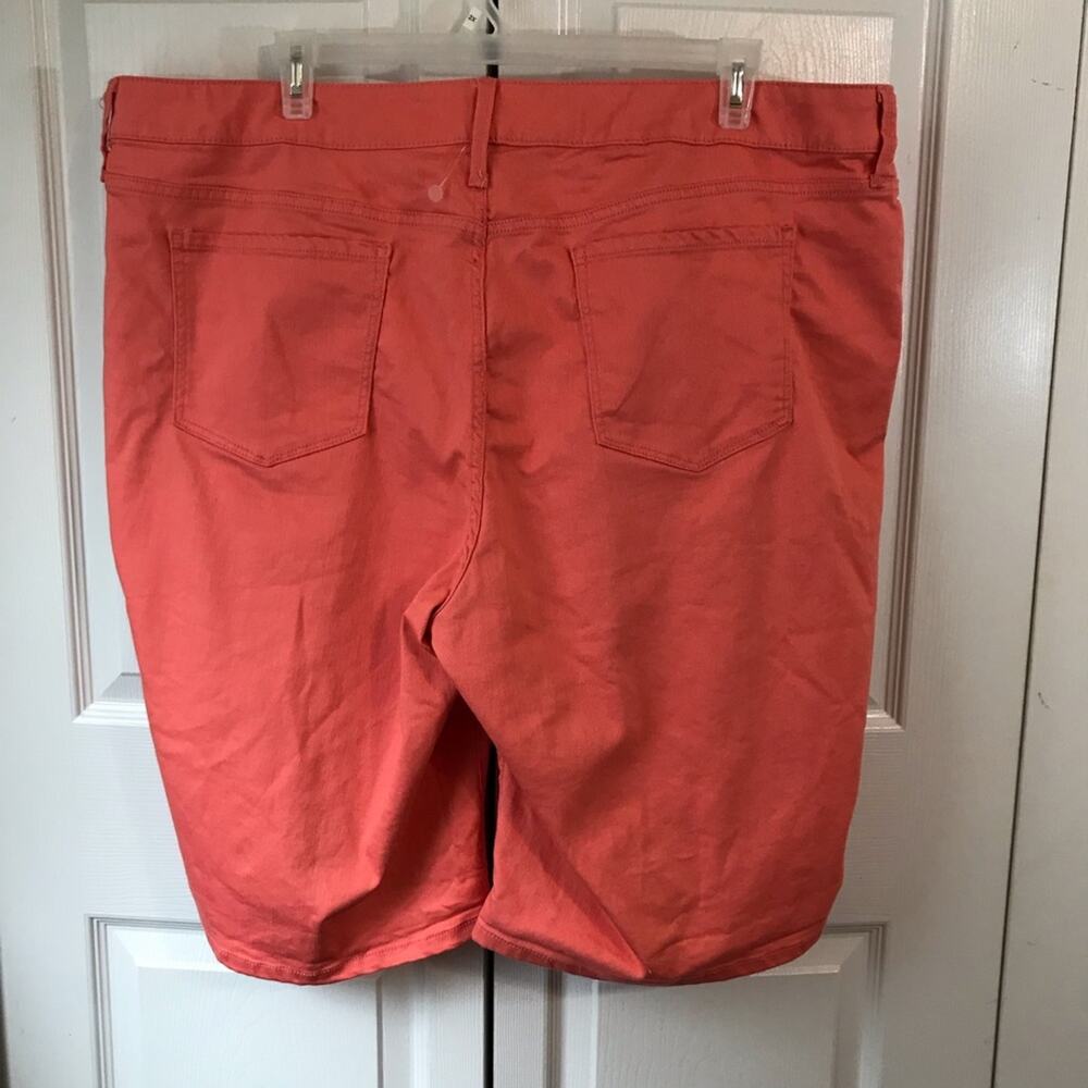 St John’s Bay bermuda jean coral shorts NEW Women's size 26W - Picture 3 of 5